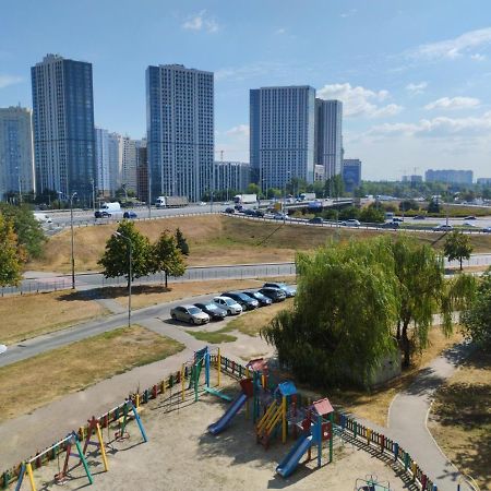 Смарт Квартира Метро Теремки, Республіка, Нвц, Феофанія, Магеллан Lägenhet Kiev Exteriör bild